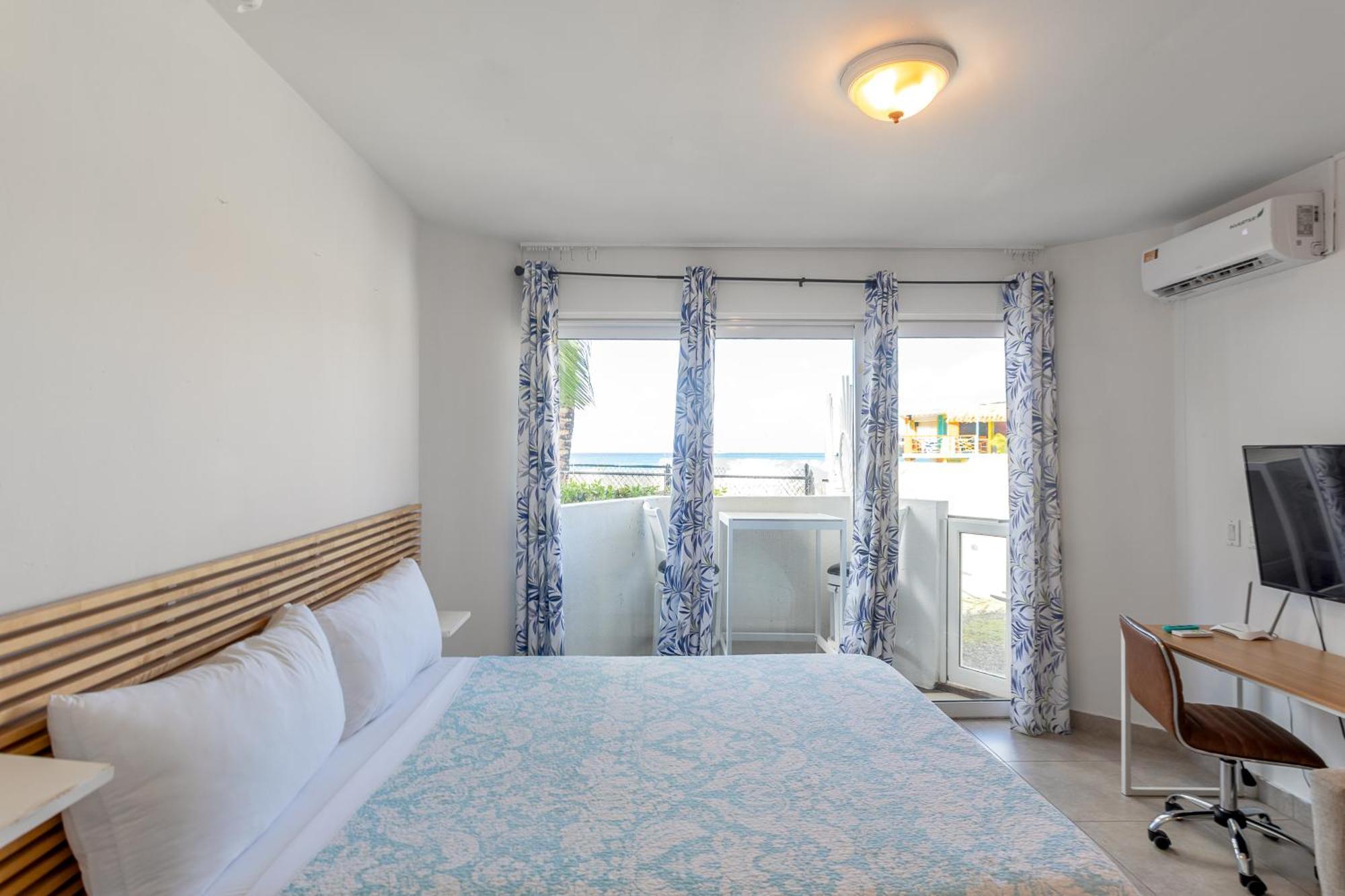 Maho Beach House - Petite Studio - Beach Access Eksteriør billede