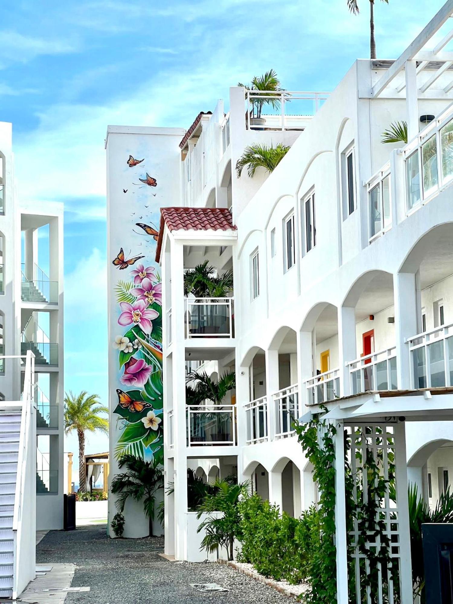 Maho Beach House - Petite Studio - Beach Access Eksteriør billede